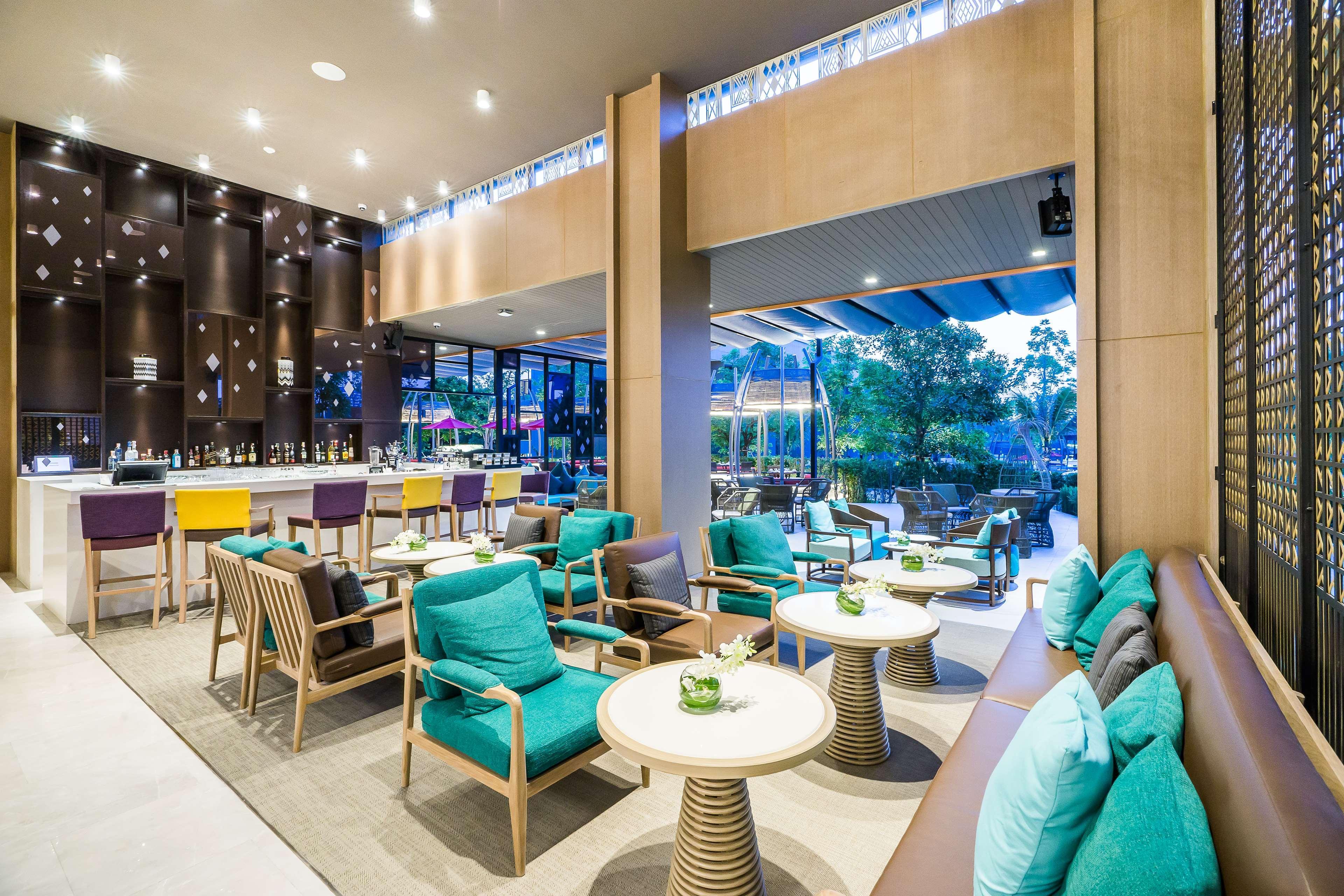 Avani+ Hua Hin Resort Cha-Am Extérieur photo